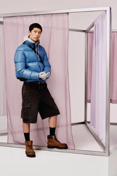 Look 16